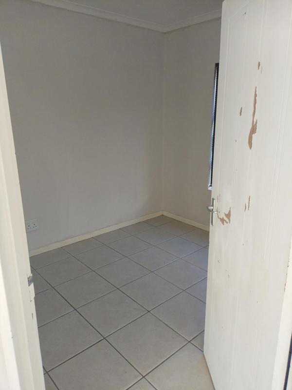 2 Bedroom Property for Sale in Highbury Western Cape